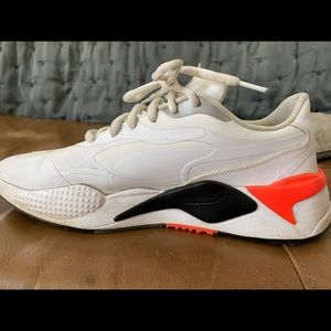 Men’s size 13 puma golf shoes lot.